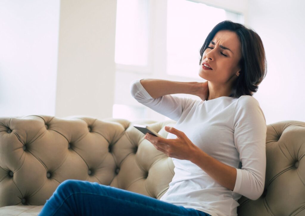 woman-with-muscle-tension